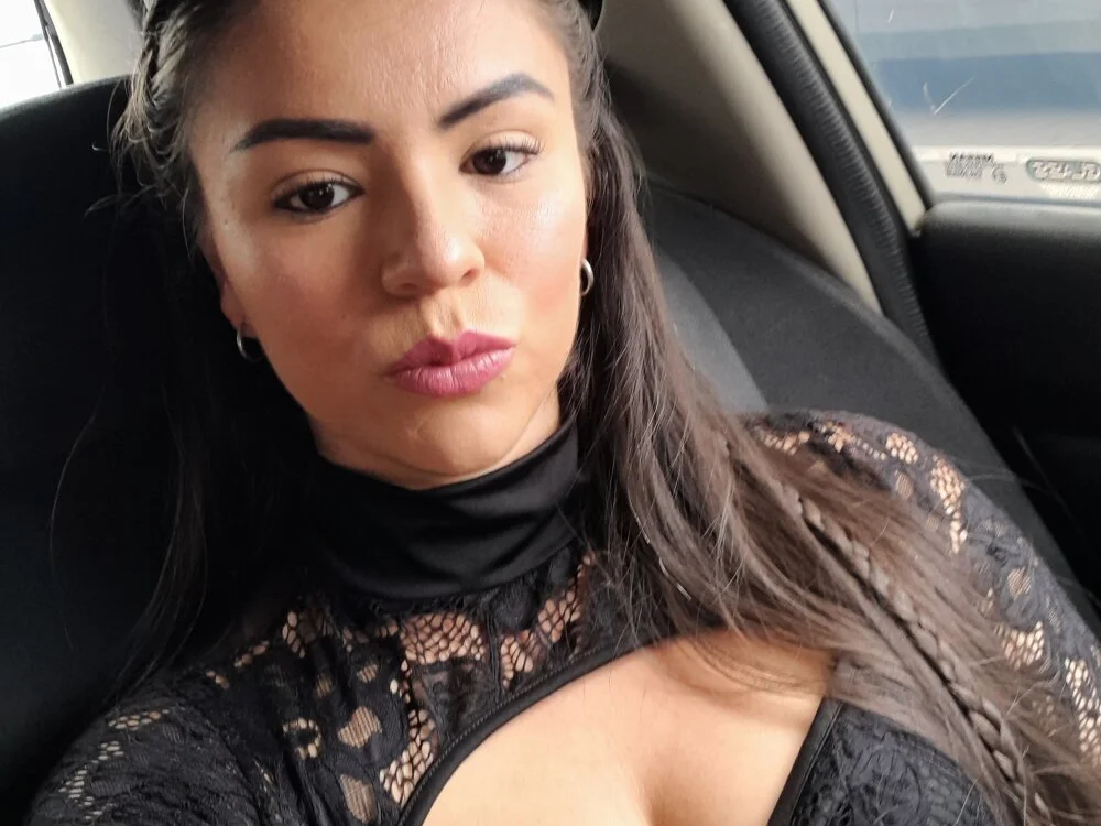 adamaria_1 Offline XXX-Chat