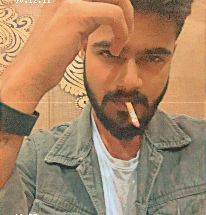 חדר צ'אט לא מקוון של Luciferrr17@xh