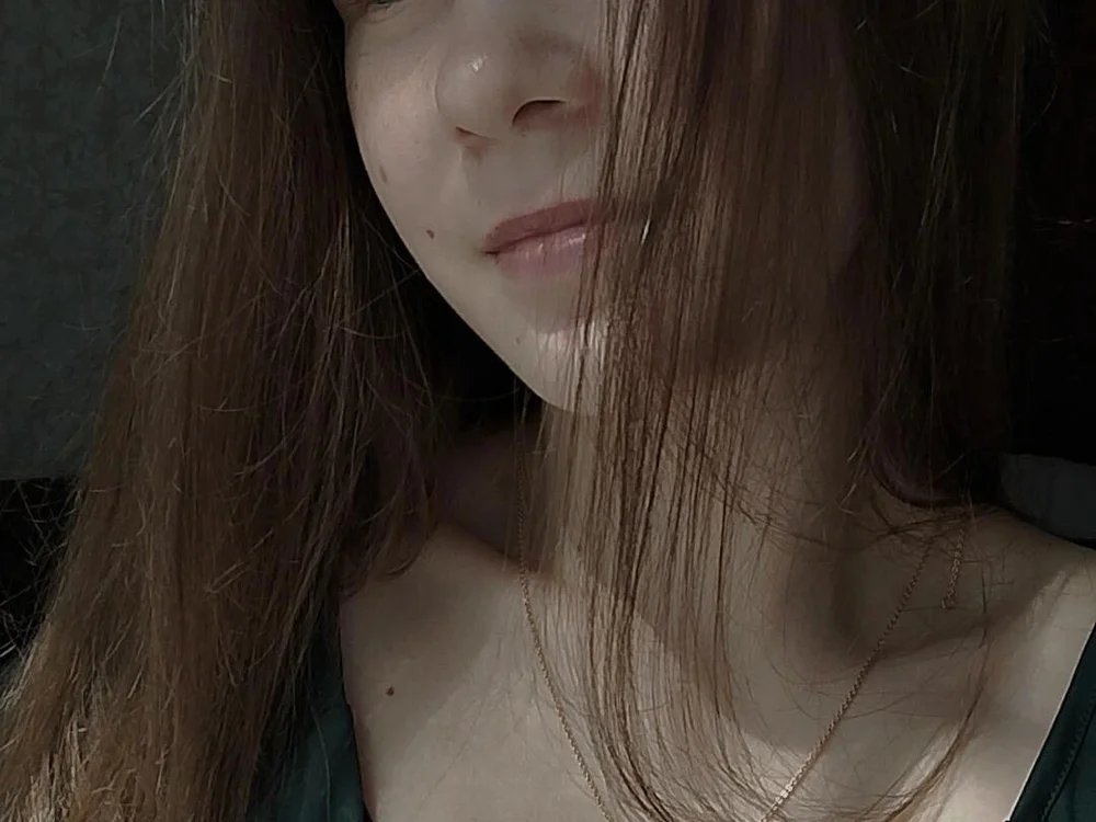 BettinaBev offline chatrum