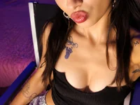 BunnyBliss2's Offline XXX Chat
