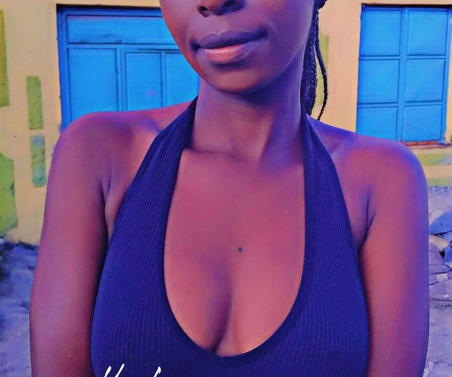 Lovely_lucy's Offline XXX Chat