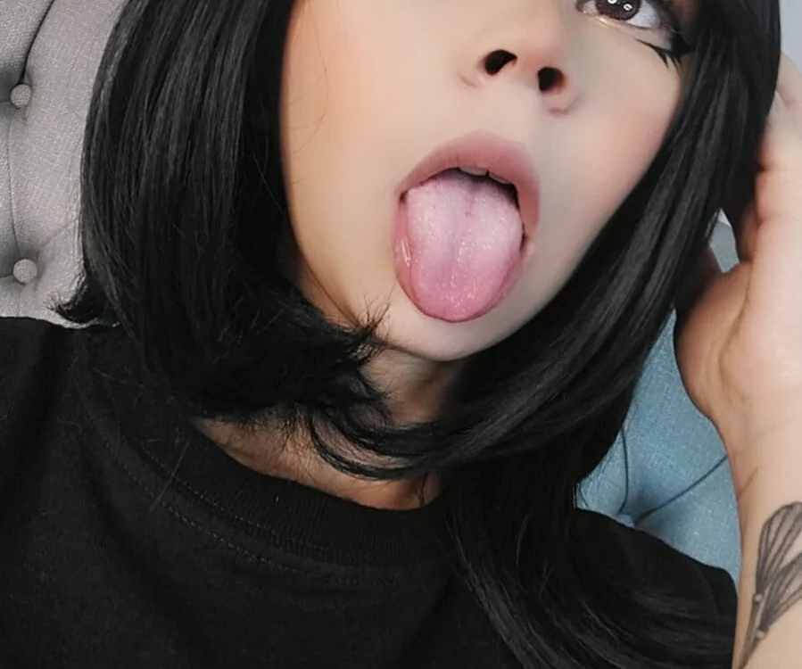 VenusGoth_'s Offline XXX Chat
