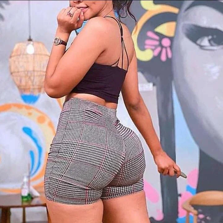 Enessy_Goddes offline chatrum