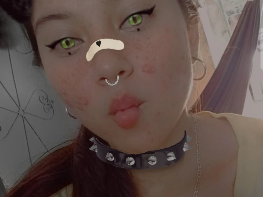 natali997's Offline Chat Room