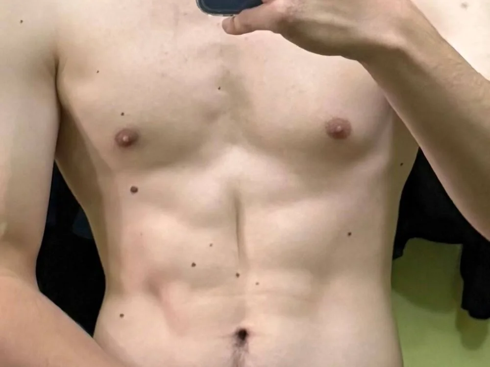 Offline XXX chat modela Yminoske