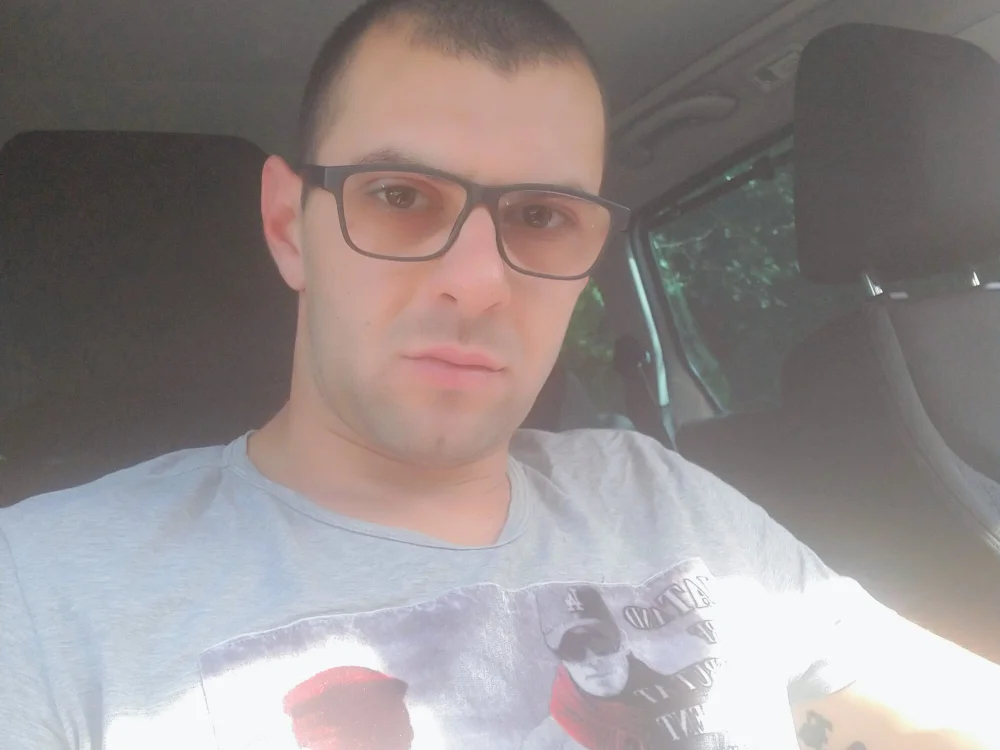 Offline XXX chat modela EldestFuel