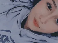 cherrycurvyyy's webcam live show