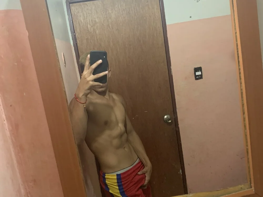 Chat +18 off-line de juan_lugo_hot