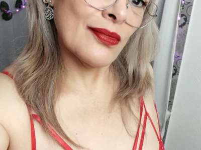 RebeccaThompson profile