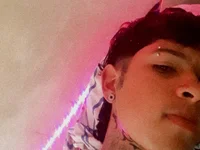 Cadenasanz02's Offline XXX Chat