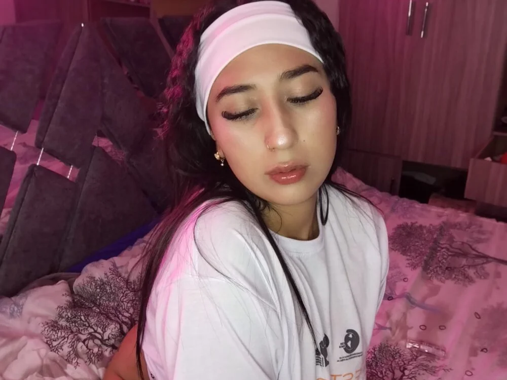 Priincess21 Obrolan XXX Offline