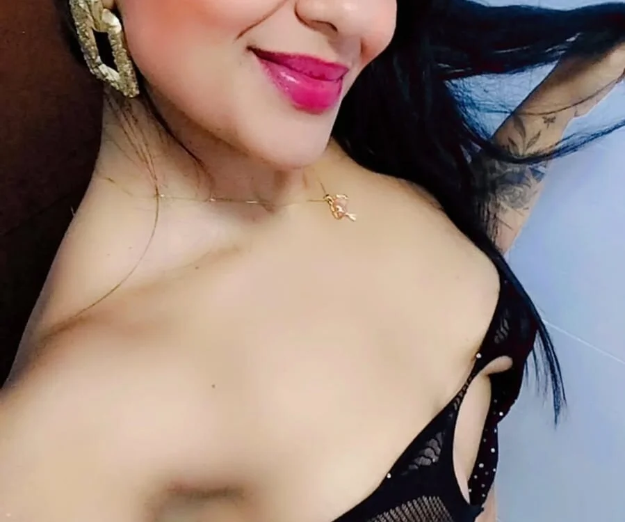 EsmeraldaSquirt offline XXX-chatje