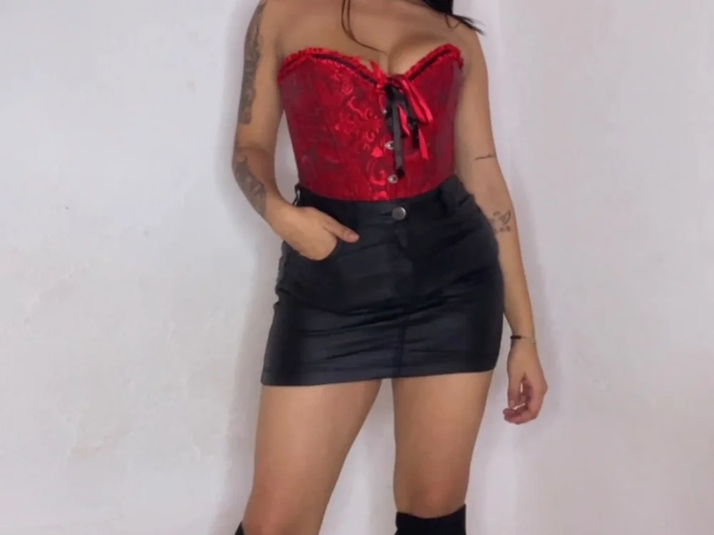 Wildbeautyy Offline XXX-Chat