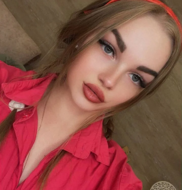lolalitte Chat XXX offline