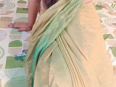 Shivani-19 avatar