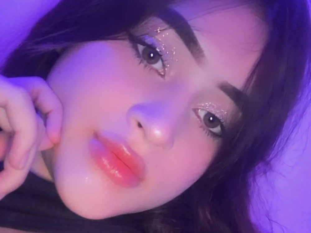 Nataly_ruits' Offline Chat Room