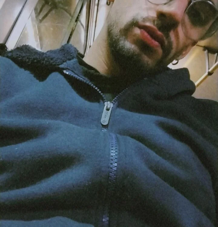 MGNUM42 offline chatrum