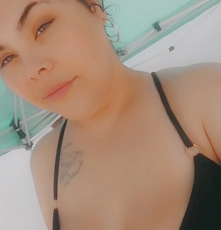 Offline chatovací místnost mixedmama