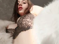 CumelyClovers' Live XXX Chat