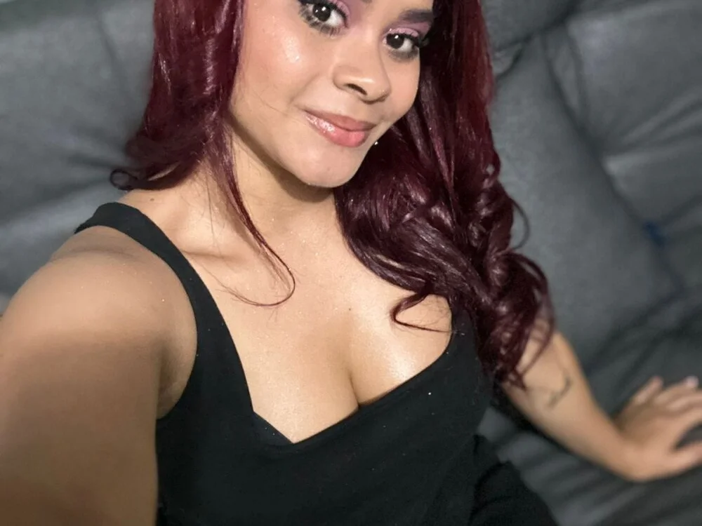 LeiaWatson offline XXX-chat