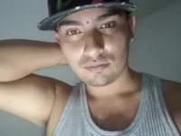 Uncut_Hairy_Dick's webcam live show