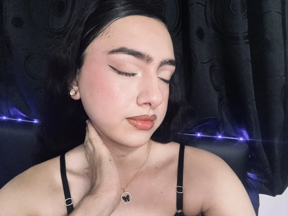 kammy_bonbom's Offline XXX Chat