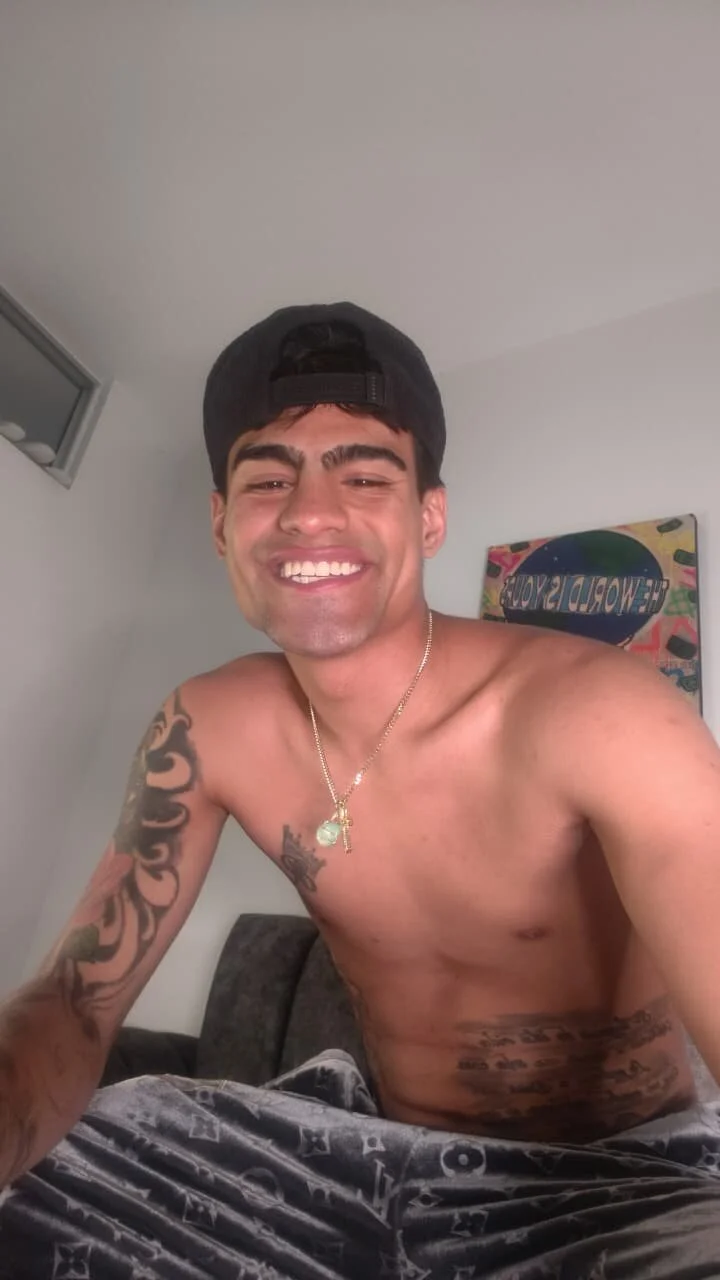 Danyelmast-hellensex live webcam