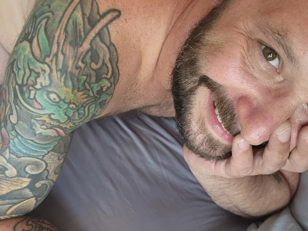 Chiligrande6969 Adlı Modelin Çevrimdışı XXX Sohbeti