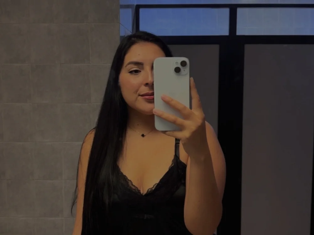 Sexie1206 Chat XXX Ngoại tuyến