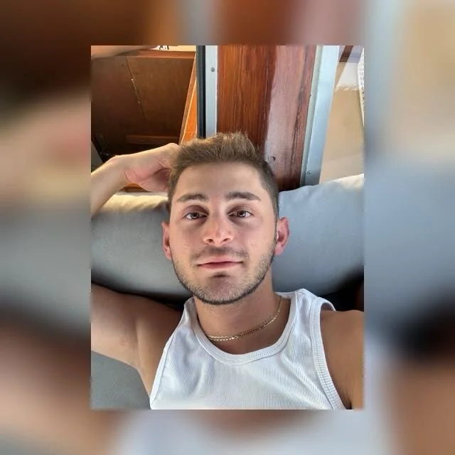 Peskyigor1023's Offline XXX Chat