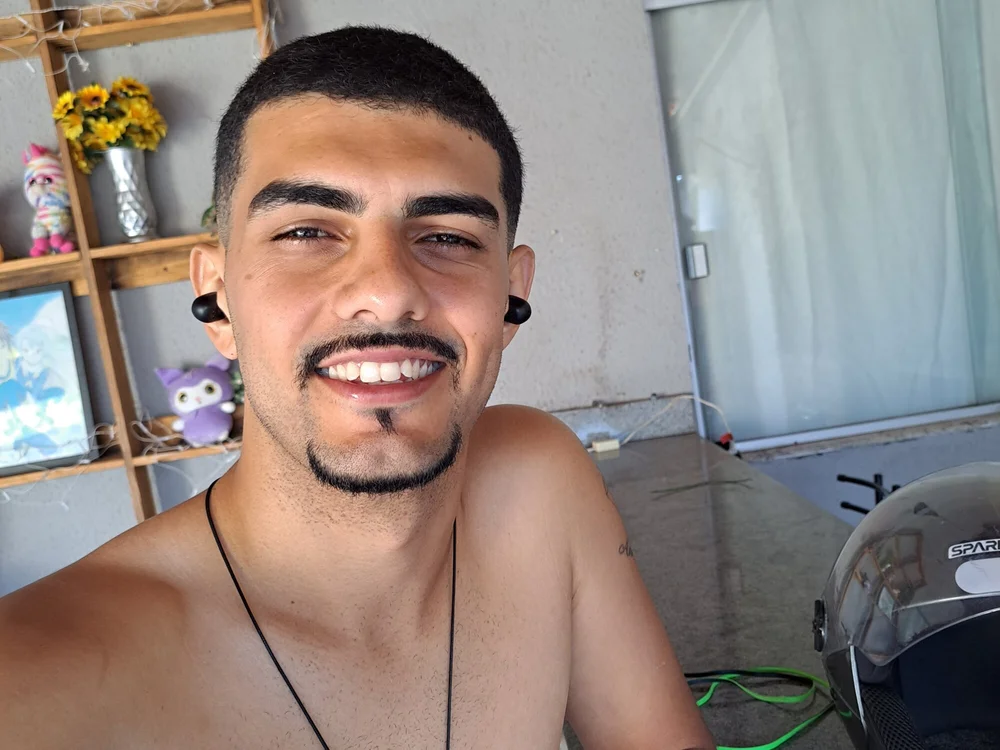 srclydecruz's Offline Chat Room