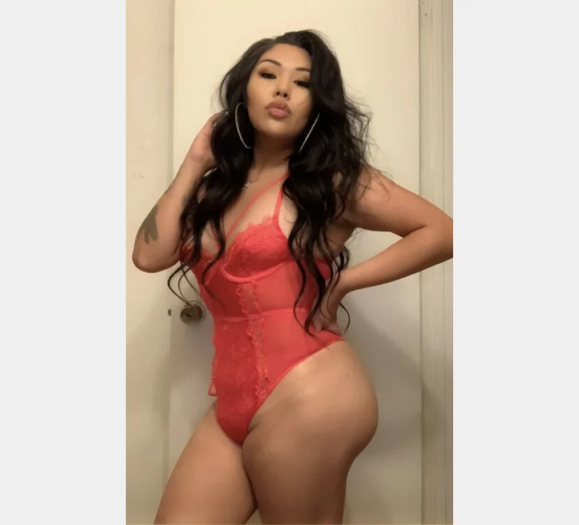 AngelAlexxiss' Offline Chat Room