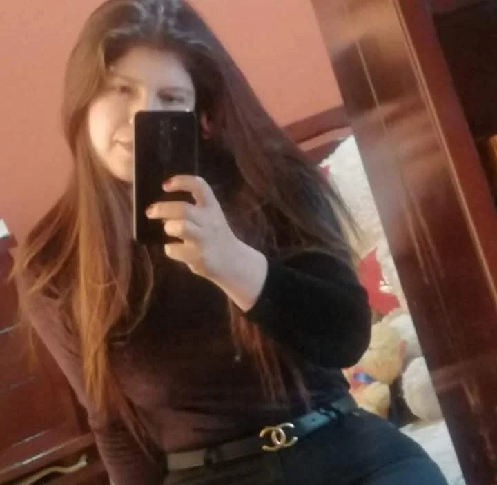 Offline chatovací místnost aishasmith25