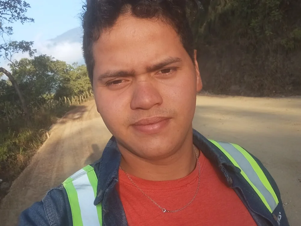 Офлайн-чат XXX jlrg05