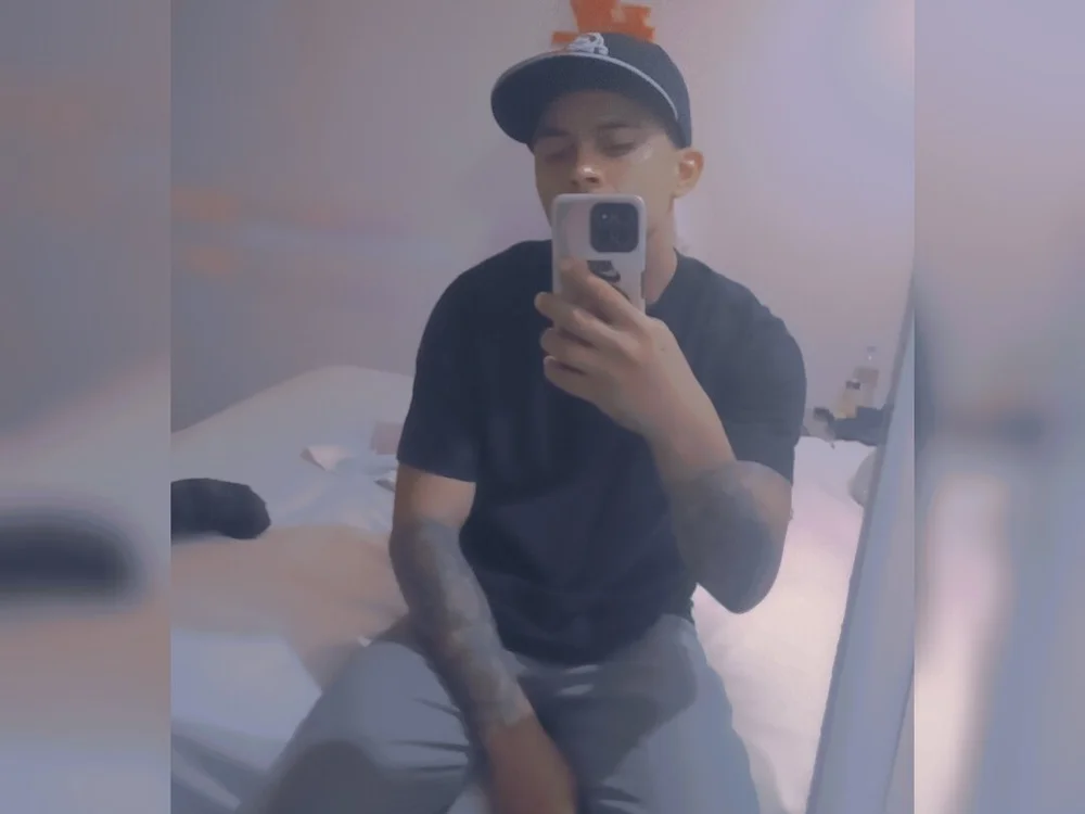 daniibooy77 offline chatrum