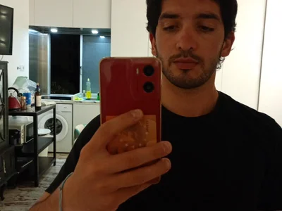 Profile thumbnail for AgusToms