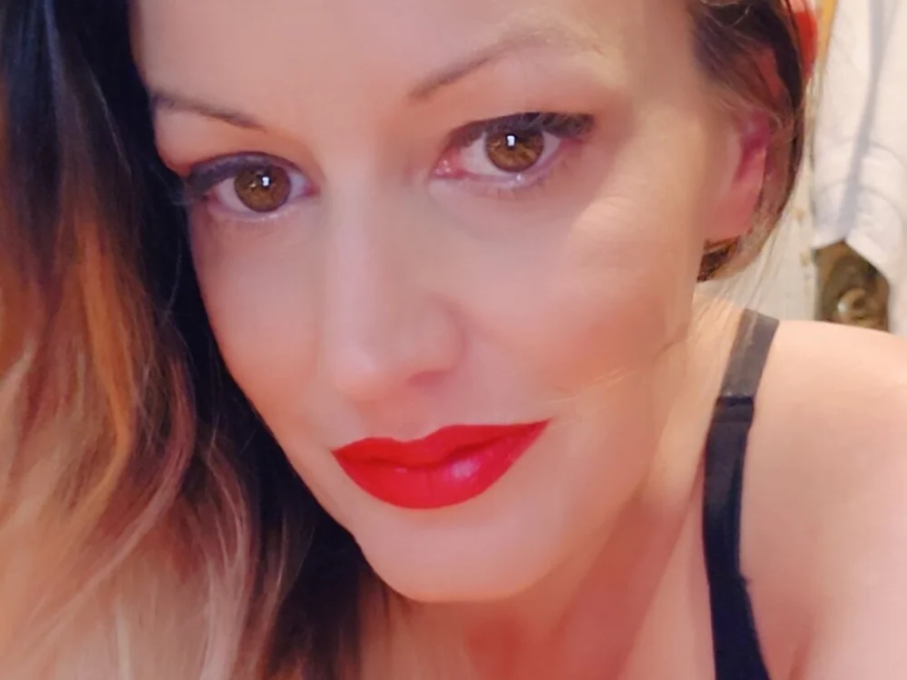 DarlingNikkiCash's Offline XXX Chat