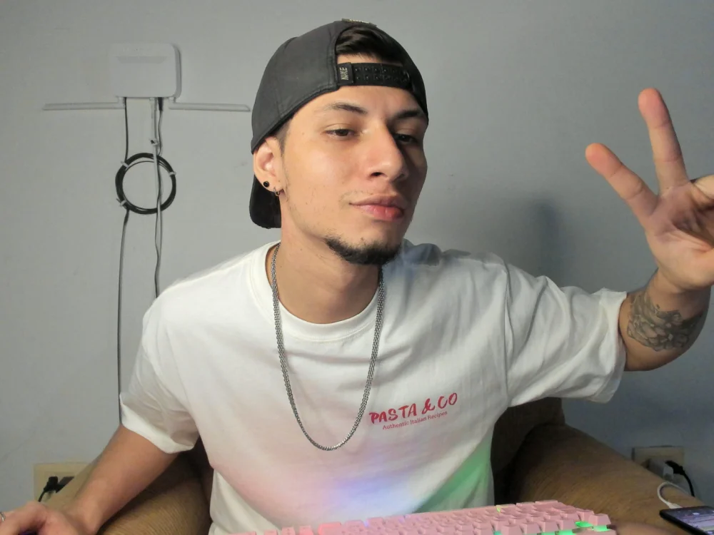 Chat XXX offline de mistermikke_69