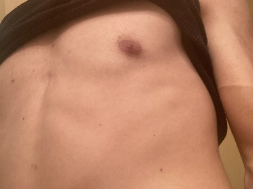 Chat +18 off-line de uncut_femboy