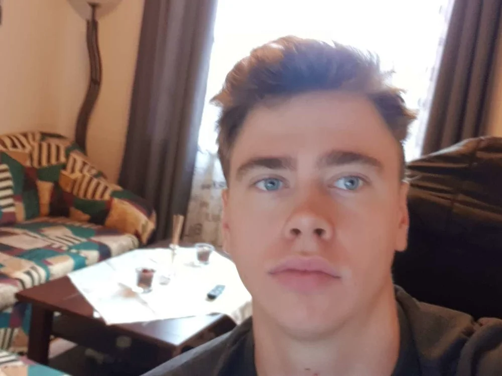 danieldeoxx offline chatrum