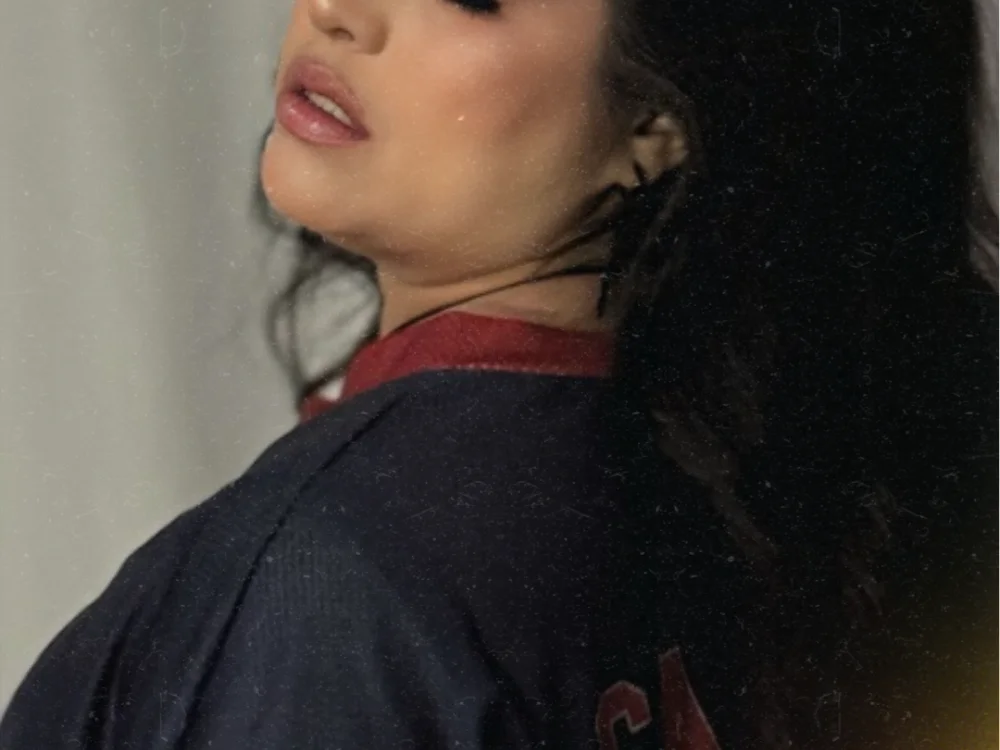 Andrea_secret_ Offline XXX-chat