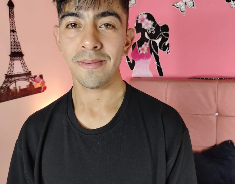kevincornerav offline chatrum