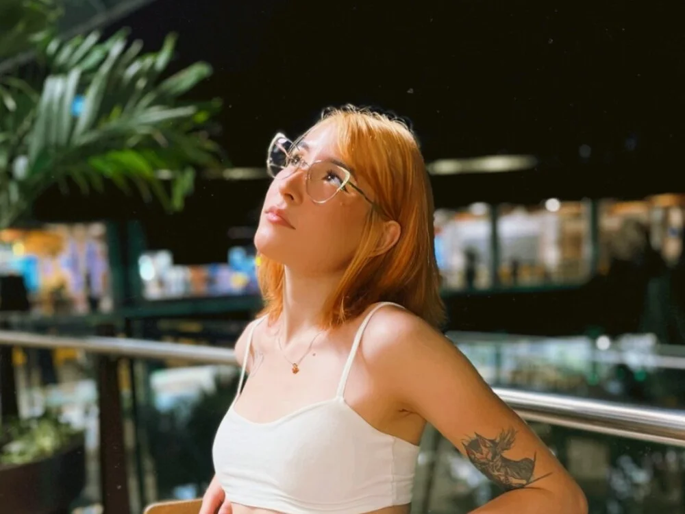 Chat +18 off-line de Yuliennegg