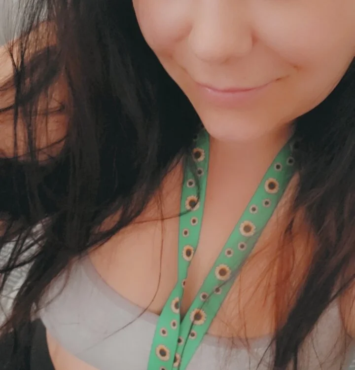 Skyler21XX Obrolan XXX Offline