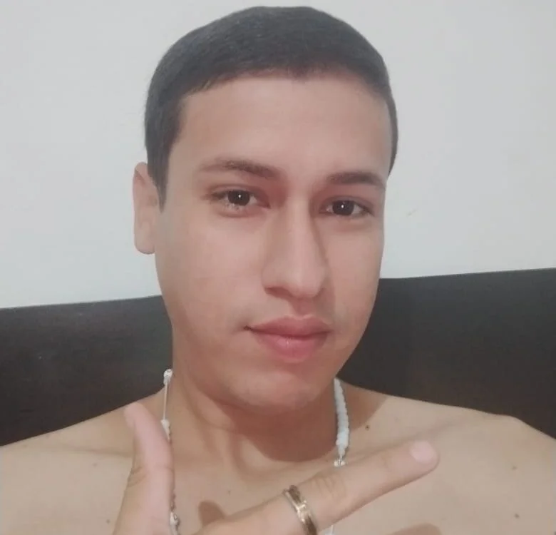 Offline XXX chat Joey_Millss