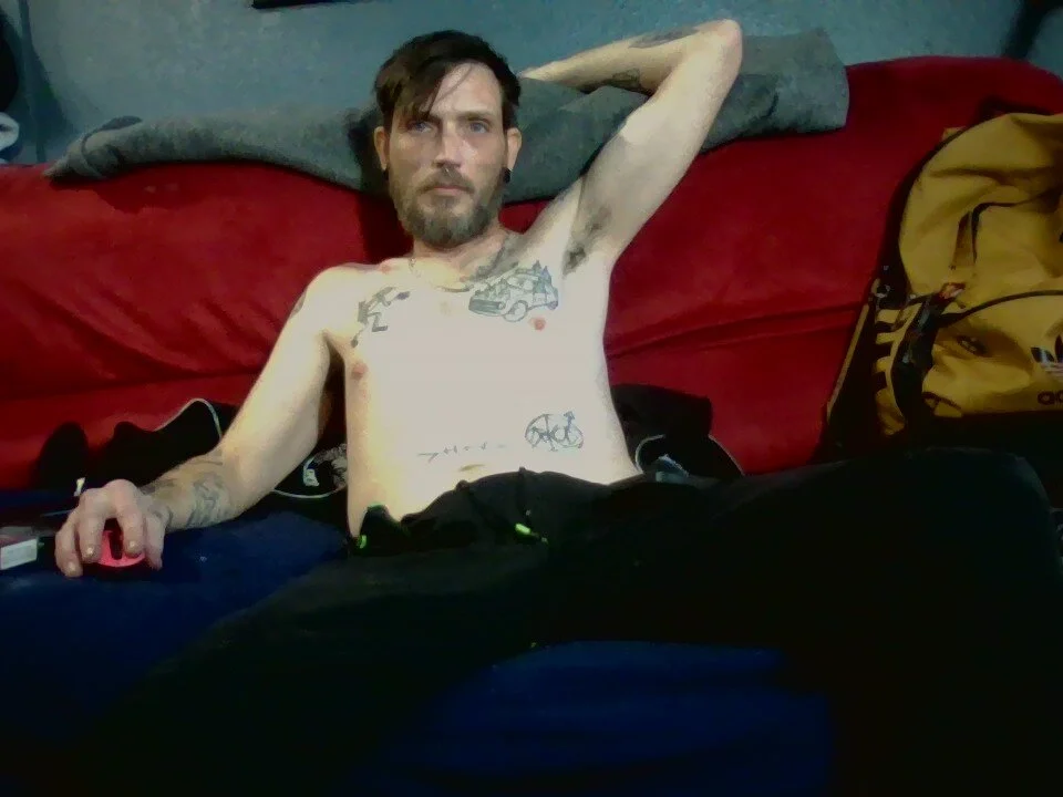 dddyfckr Offline XXX Chat