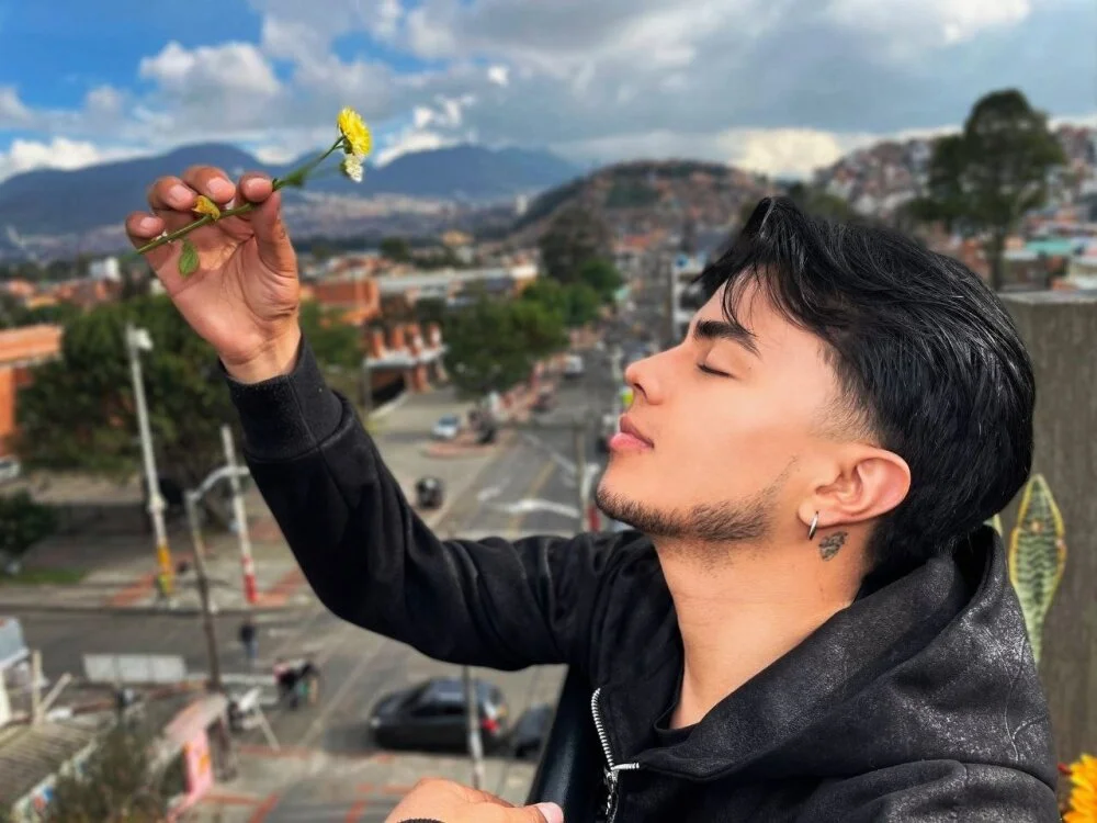 Offline XXX chat modela andyisher3_