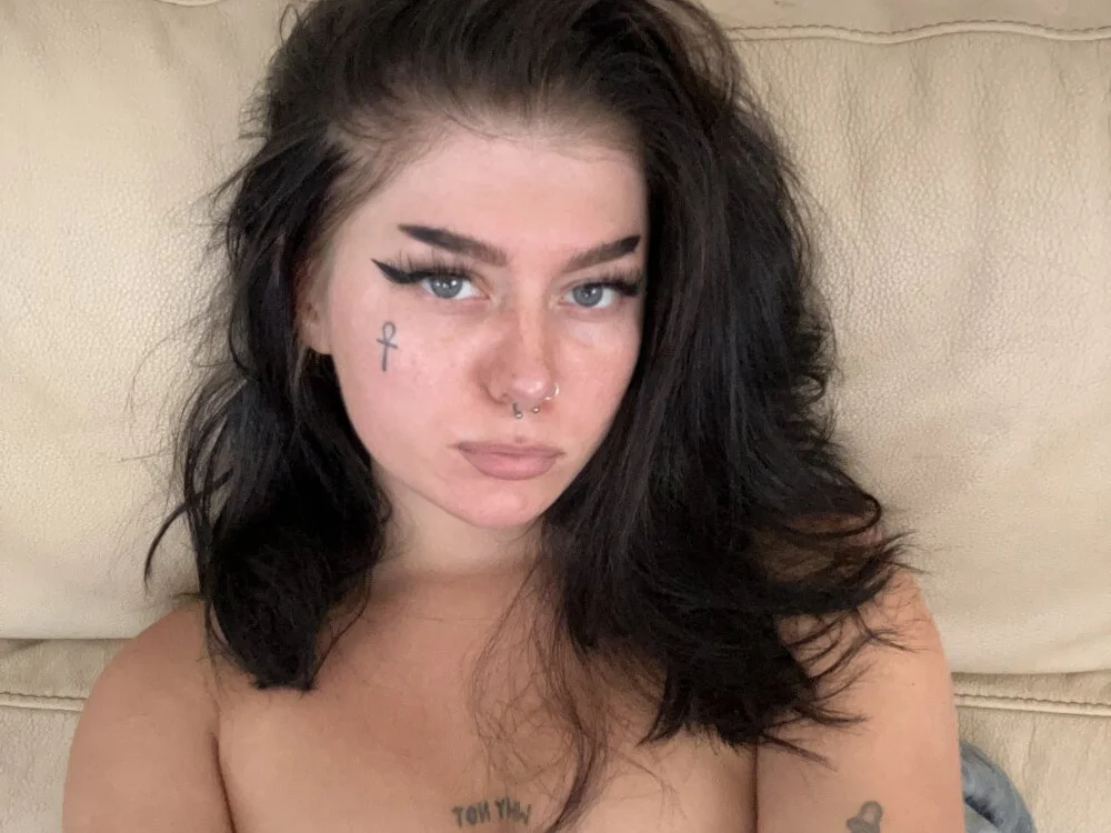 onlyellielosch's Offline XXX Chat