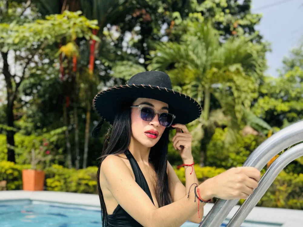 GabbieSkinny Adlı Modelin Çevrimdışı XXX Sohbeti