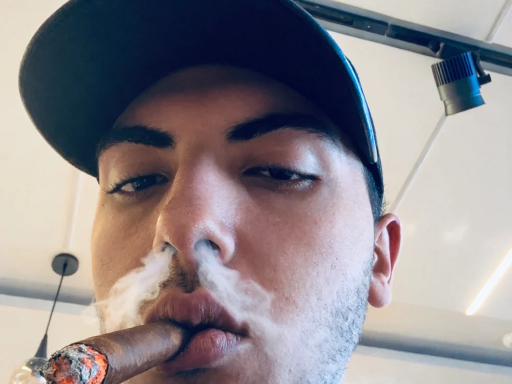 pharaoh901 Obrolan XXX Offline